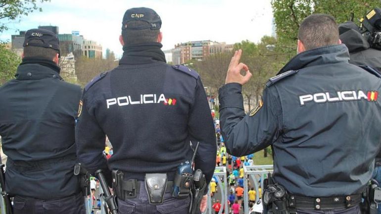 Policias Nacionales Policias Nacionales