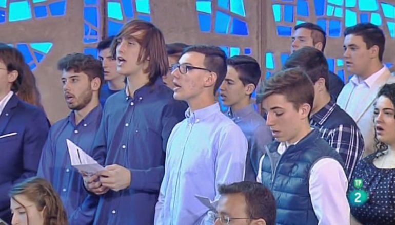 La misa de Alba de Tormes rompe audímetros en La 2 La misa de Alba de Tormes rompe audímetros en La 2