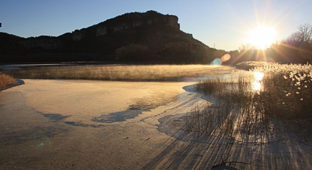Embalse de la Toba helado en enero de 2017. Embalse de la Toba helado en enero de 2017.
