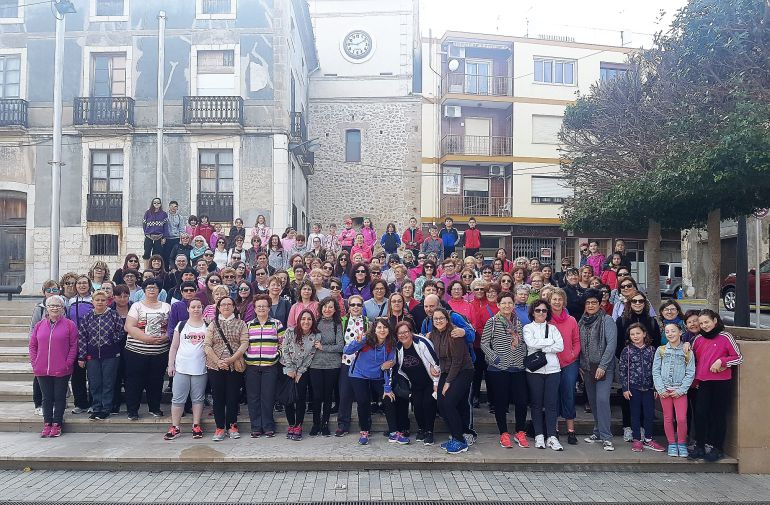 Participantes en la Caminata a Segària por la Igualdad, de Ondara. Participantes en la Caminata a Segària por la Igualdad, de Ondara.