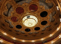 Tot és Comèdia al Liceu