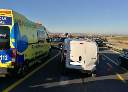 Inagen del choque de los dos vehículos implicados en un accidente a primera hora de la mañana en la SG-20 Inagen del choque de los dos vehículos implicados en un accidente a primera hora de la mañana en la SG-20