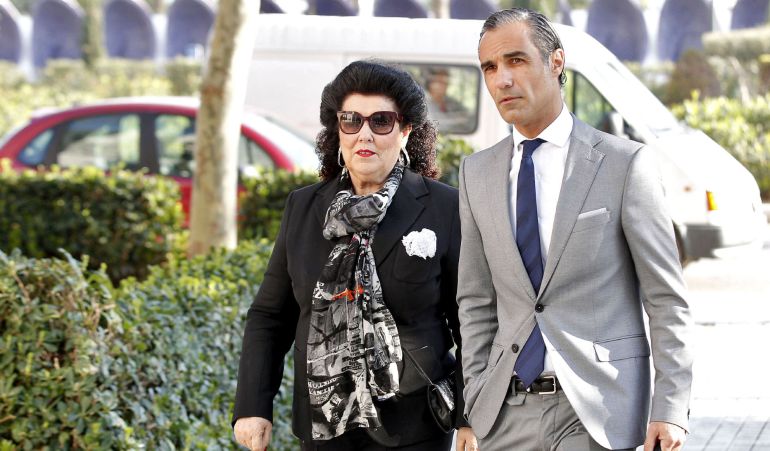 La exdirectora del Instituto Valenciano de Arte Moderno (IVAM) Consuelo Císcar, a su llegada a la Ciudad de la Justicia La exdirectora del Instituto Valenciano de Arte Moderno (IVAM) Consuelo Císcar, a su llegada a la Ciudad de la Justicia