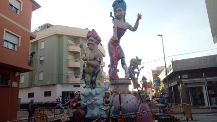 Falla Darrere del Castell. Falla Darrere del Castell.