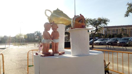 Falla Camp Roig. Falla Camp Roig.