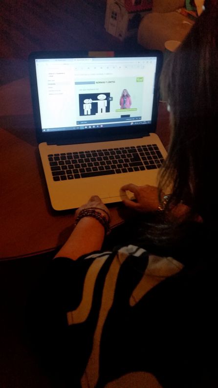 María Jesús realizando el curso. María Jesús realizando el curso.