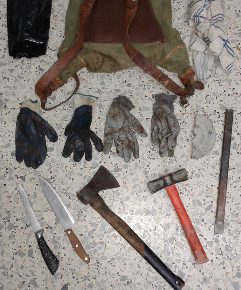 Investigan a cuatro personas por robar y matar a golpes a varios cerdos Investigan a cuatro personas por robar y matar a golpes a varios cerdos