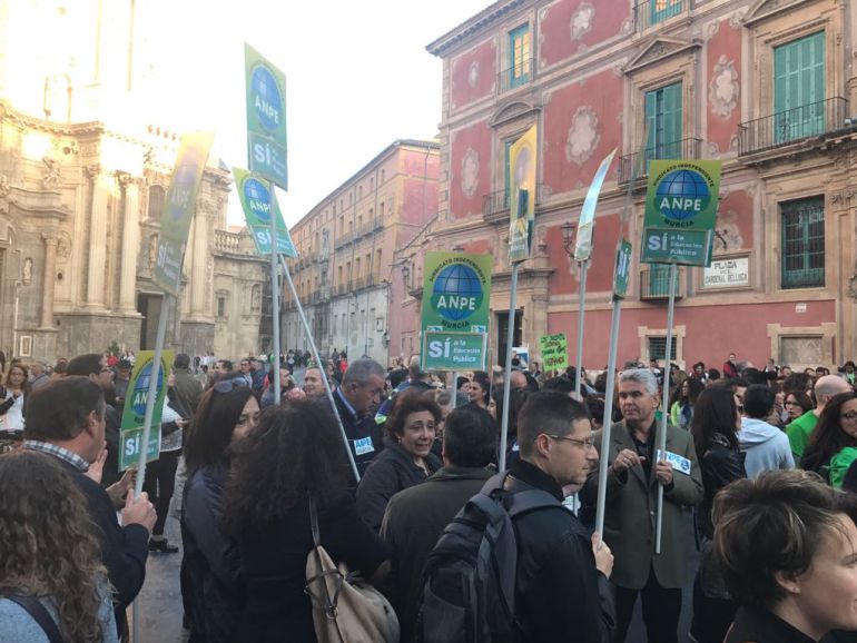 Manifestación en Murcia contra la concertada en bachiller y FP Manifestación en Murcia contra la concertada en bachiller y FP
