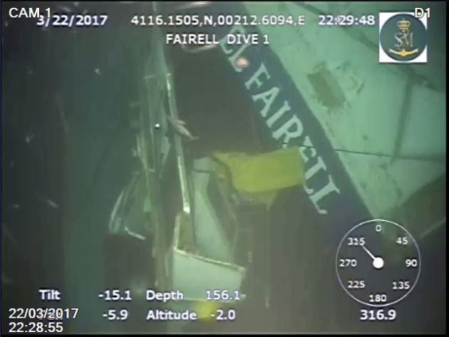 Fotografía facilitada por Salvamento Marítimo, de los restos del pesquero El Fairell, hundido el pasado lunes a tres millas al sur de Barcelona y a unos 160 metros de profundidad Fotografía facilitada por Salvamento Marítimo, de los restos del pesquero El Fairell, hundido el pasado lunes a tres millas al sur de Barcelona y a unos 160 metros de profundidad