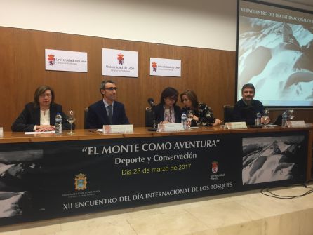 Mesa presidencial del Encuentro El Monte como Aventura Mesa presidencial del Encuentro El Monte como Aventura