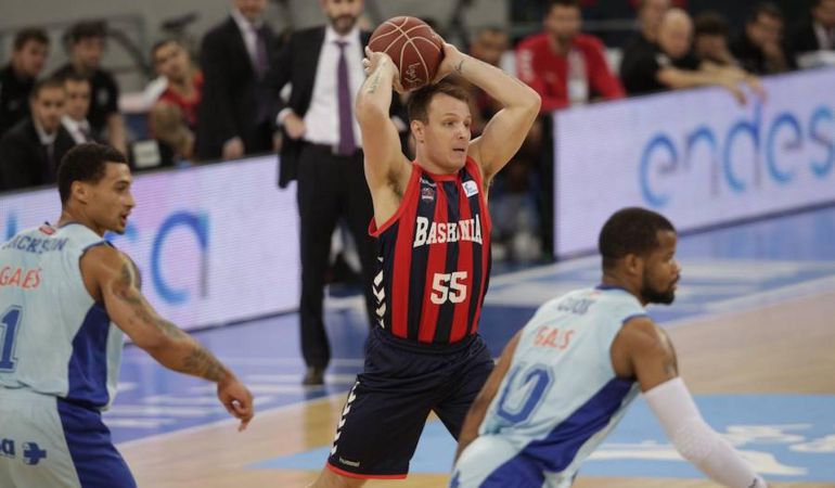 Rafa Luz en el partido disputado en el Buesa Arena ante Estudiantes. Rafa Luz en el partido disputado en el Buesa Arena ante Estudiantes.