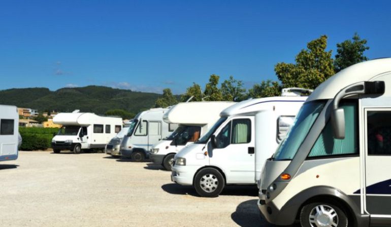 Aparcamiento para autocaravanas Aparcamiento para autocaravanas