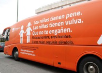 El Govern sancionará a Hazte Oír si su autobús viene a Palma el 2 de junio