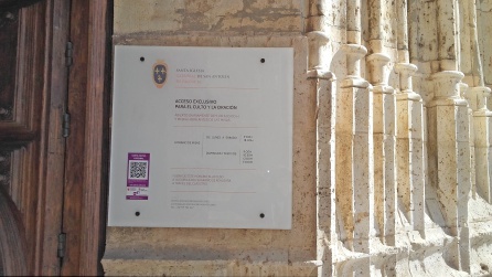 Código QR Tourist en la Catedral de Palencia Código QR Tourist en la Catedral de Palencia