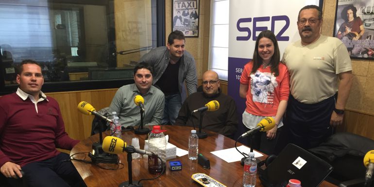 Participantes en la tertulia de 'La Voz Nazarena' del jueves 6 de abril. Participantes en la tertulia de 'La Voz Nazarena' del jueves 6 de abril.