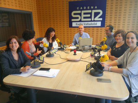 María Sánchez, Mercedes Cantalapiedra y Ana Redondo (izquierda) junto a Charo Chávez y Pilar Vicente(Ciudadanos) María Sánchez, Mercedes Cantalapiedra y Ana Redondo (izquierda) junto a Charo Chávez y Pilar Vicente(Ciudadanos)