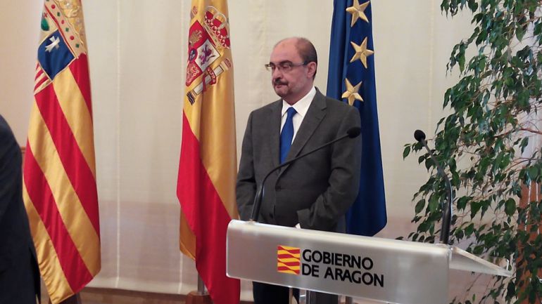Javier Lambán, emocionado, recordando a Carme Chacón Javier Lambán, emocionado, recordando a Carme Chacón