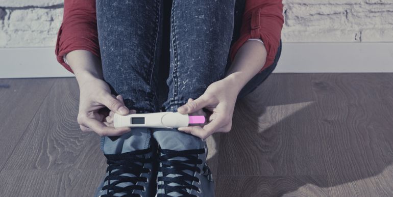 ADOLESCENTES EMBARAZADAS: ¿Cuántas adolescentes se quedan embarazadas en la comunidad? ADOLESCENTES EMBARAZADAS: ¿Cuántas adolescentes se quedan embarazadas en la comunidad?