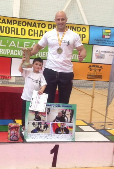 Pablo Murcia con su hijo Adrián Pablo Murcia con su hijo Adrián