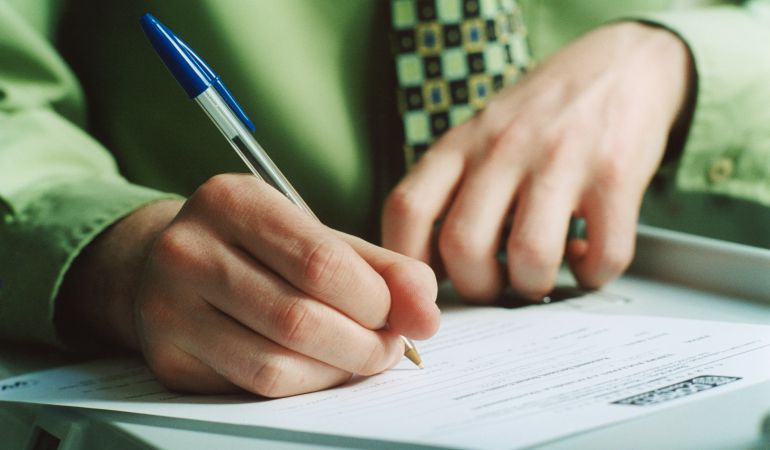 Las concordancias entre sujeto y verbo a veces nos dan dobles posibilidades Las concordancias entre sujeto y verbo a veces nos dan dobles posibilidades