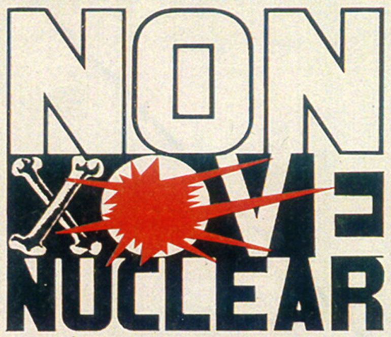 Cartel contra a nuclear en Xove Cartel contra a nuclear en Xove