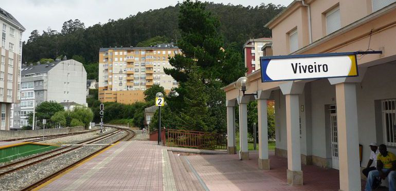 Estación de FEVE en Viveiro Estación de FEVE en Viveiro