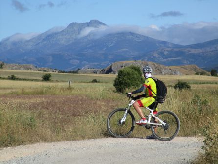 El turismo en bicicleta es una práctica cada vez más extendida El turismo en bicicleta es una práctica cada vez más extendida