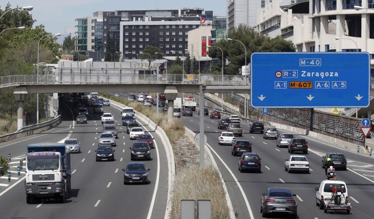 La Dirección General de Tráfico (DGT) pone en marcha a las tres de la tarde de hoy el dispositivo especial con motivo del puente de mayo La Dirección General de Tráfico (DGT) pone en marcha a las tres de la tarde de hoy el dispositivo especial con motivo del puente de mayo