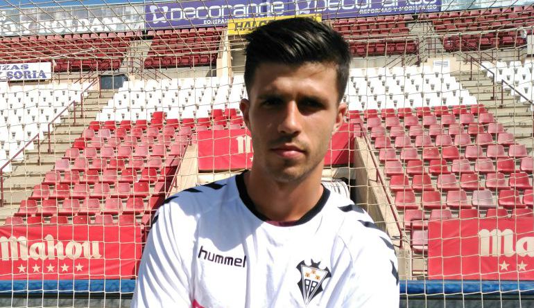 Héctor, otra vez decisivo para la victoria del Alba Héctor, otra vez decisivo para la victoria del Alba