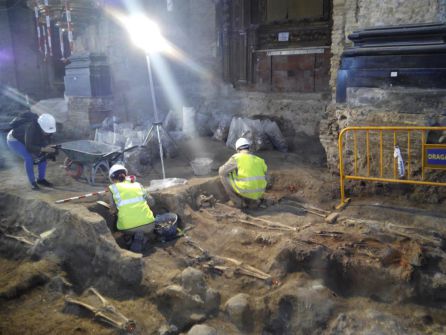 En el siglo XV, buena parte de las rentas del barrio se destinaban a embellecer el templo En el siglo XV, buena parte de las rentas del barrio se destinaban a embellecer el templo