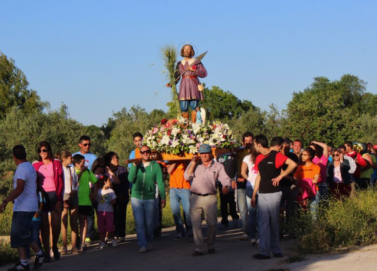 Momento de la romería de san Isidro Labrador en Cuevas del Campo Momento de la romería de san Isidro Labrador en Cuevas del Campo