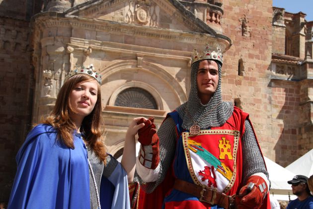 Sigüenza es una de las 10 localidades candidatas a ser Capital del Turismo rural 2017 por la web escapadarura.com: Sigüenza es candidata a "capital del turismo rural 2017" Sigüenza es una de las 10 localidades candidatas a ser Capital del Turismo rural 2017 por la web escapadarura.com: Sigüenza es candidata a "capital del turismo rural 2017"