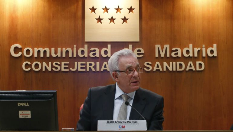 Los sindicatos médicos piden la dimisión del consejero Jesús Sánchez Martos Los sindicatos médicos piden la dimisión del consejero Jesús Sánchez Martos