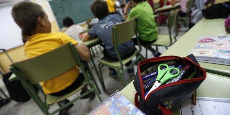 La Comunidad de Madrid excluye de las medias de los exámenes de la Lomce a los alumnos con dificultades La Comunidad de Madrid excluye de las medias de los exámenes de la Lomce a los alumnos con dificultades