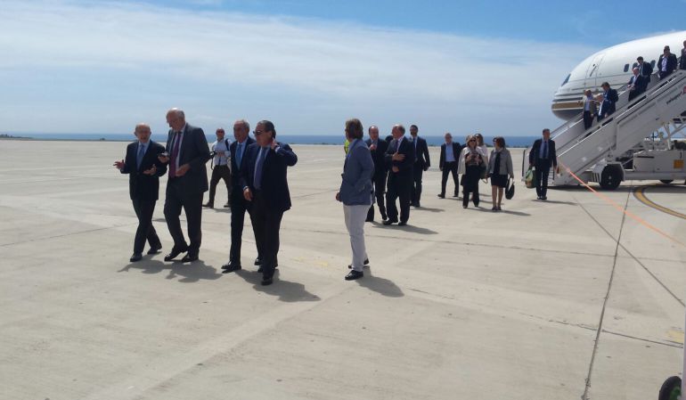 Los empresarios a su llegada a Almería Los empresarios a su llegada a Almería