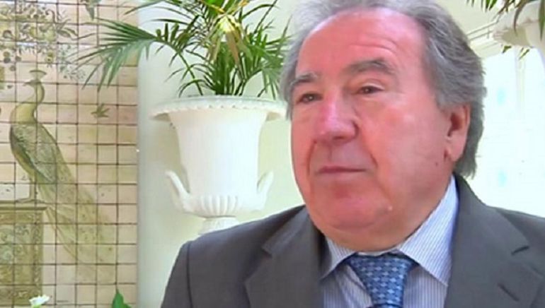 El empresario que simuló besar a Teresa Rodríguez se niega a declarar ante la juez El empresario que simuló besar a Teresa Rodríguez se niega a declarar ante la juez