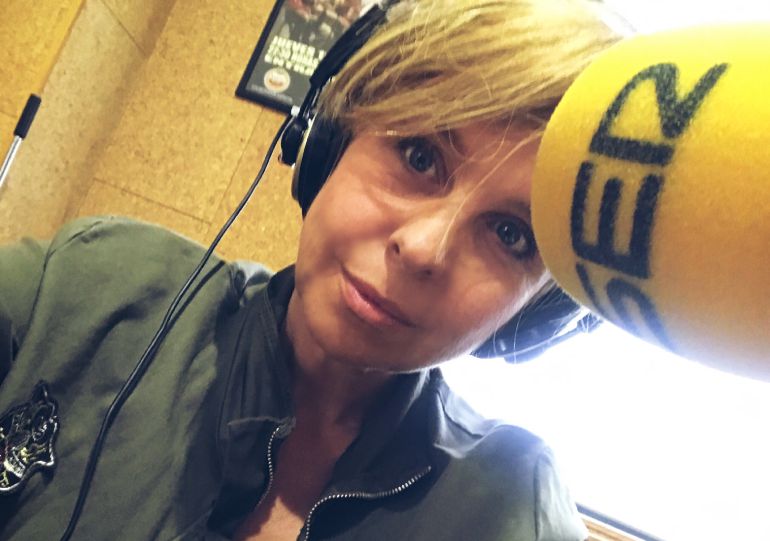 Majo Muñoz en el estudio de SER Cuenca. Majo Muñoz en el estudio de SER Cuenca.