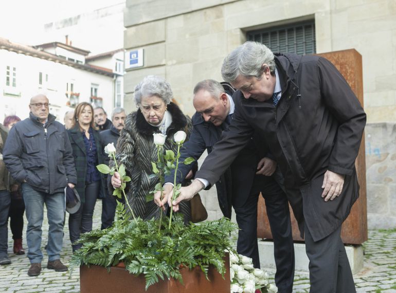 Homenaje en Vitoria a las víctimas del franquismo