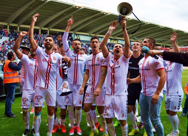 Benja marca el camino del campeón Benja marca el camino del campeón