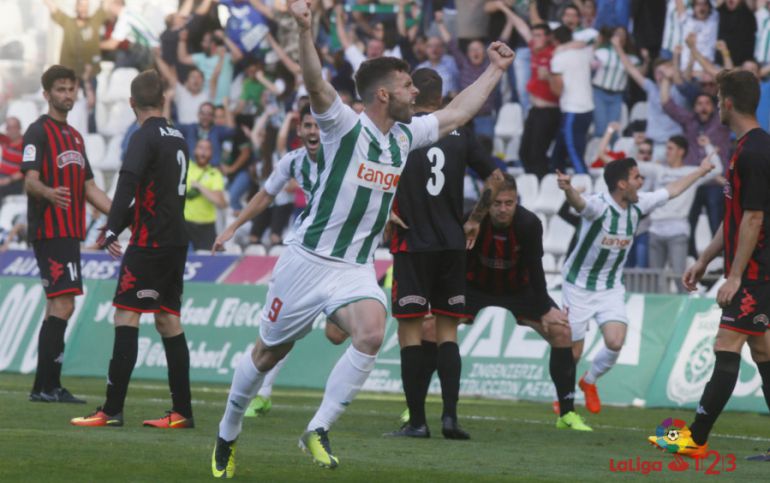 Rodri celebra el gol de la victòria davant el Reus. Rodri celebra el gol de la victòria davant el Reus.