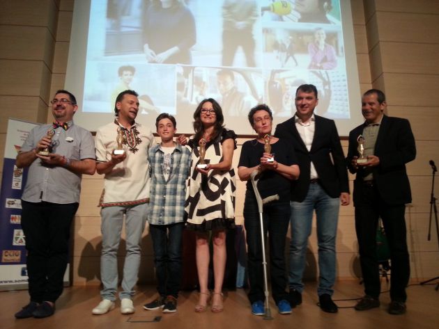 Alicante: Mónica Oltra y Carlos Arcaya, entre los galardonados con el Premio Angie Simonis 2017 Alicante: Mónica Oltra y Carlos Arcaya, entre los galardonados con el Premio Angie Simonis 2017