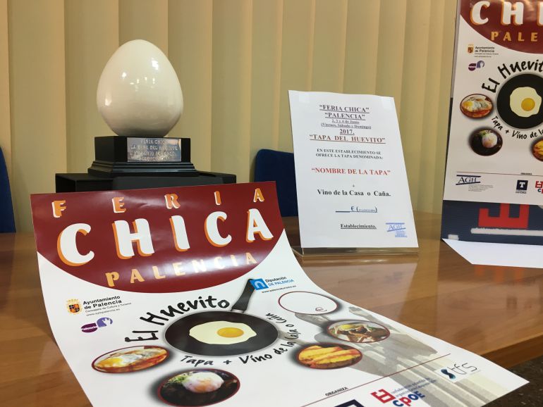 Trofeo de cerámica para el ganador del III Concurso "La Tapa del Huevito" Trofeo de cerámica para el ganador del III Concurso "La Tapa del Huevito"