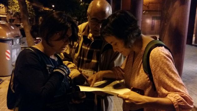 Voluntaris fent el recompte de sense sostre la matinada d'aquest dijous Voluntaris fent el recompte de sense sostre la matinada d'aquest dijous