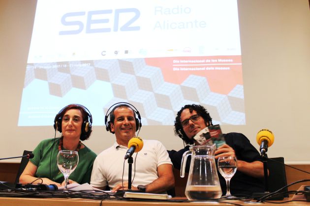 Rosa Castells, directora del MACA y Daniel Simón, concejal de Cultura del Ayuntamiento de Alicante Rosa Castells, directora del MACA y Daniel Simón, concejal de Cultura del Ayuntamiento de Alicante
