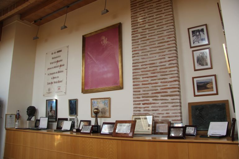 Interior de la Biblioteca Emilio Romero en Arévalo Interior de la Biblioteca Emilio Romero en Arévalo