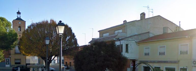 Plaza del Ayuntamiento de Pantoja Plaza del Ayuntamiento de Pantoja