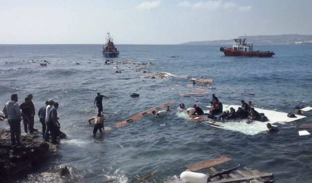 La Columna de Carlos Arcaya: Mediterráneo: frontera, protector y gran cementerio La Columna de Carlos Arcaya: Mediterráneo: frontera, protector y gran cementerio