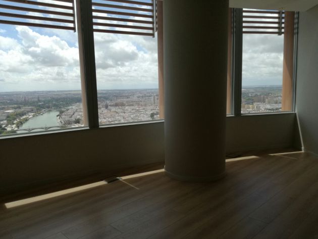 Vistas desde el salón de una de las suites Vistas desde el salón de una de las suites