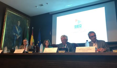 Antonio Yélamo, Mª José Sánchez Rubio, Francisco Herrero y Carles Francino Antonio Yélamo, Mª José Sánchez Rubio, Francisco Herrero y Carles Francino