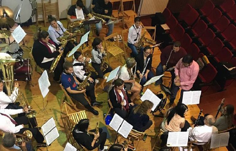 Un ensayo de la Banda de Música de Meira Un ensayo de la Banda de Música de Meira